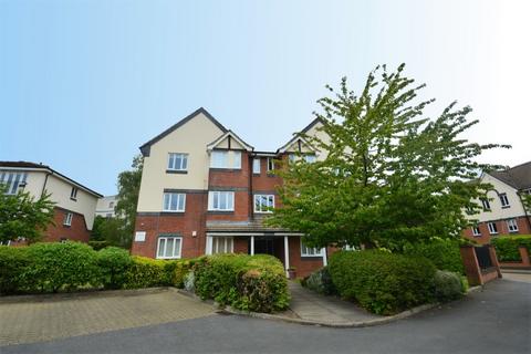 1 bedroom flat for sale, Walton On Thames