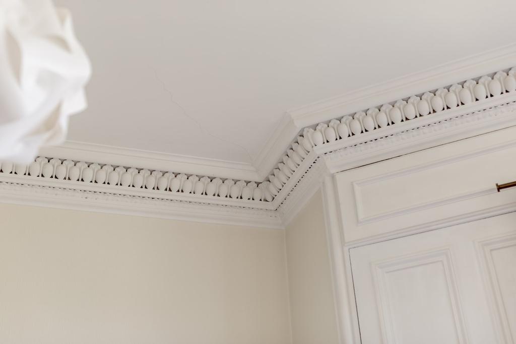 Cornice