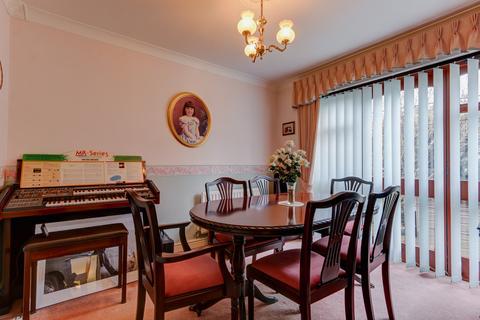 67 Priest Meadow Close, Astwood Bank, Redditch, B96 6HT
