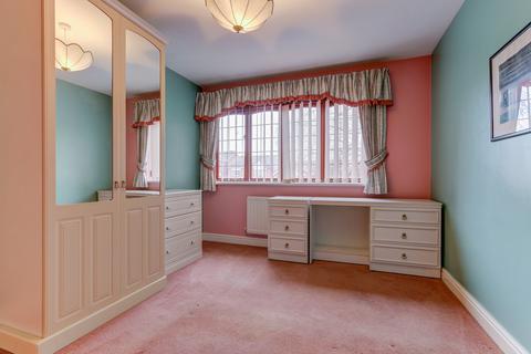 67 Priest Meadow Close, Astwood Bank, Redditch, B96 6HT
