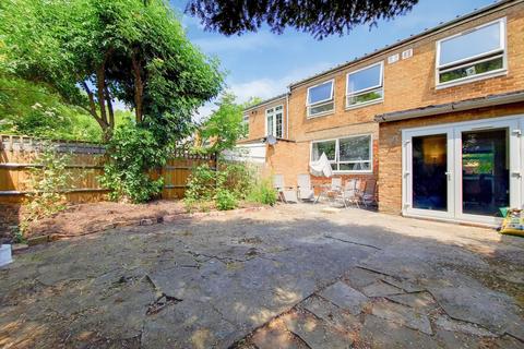 9 Bushey Down, London, SW12 9JW