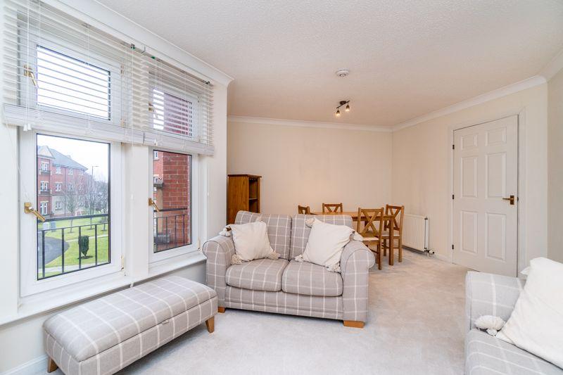 6C Millbrae Court, Ayr, KA7 3GT 2 bed flat £129,000