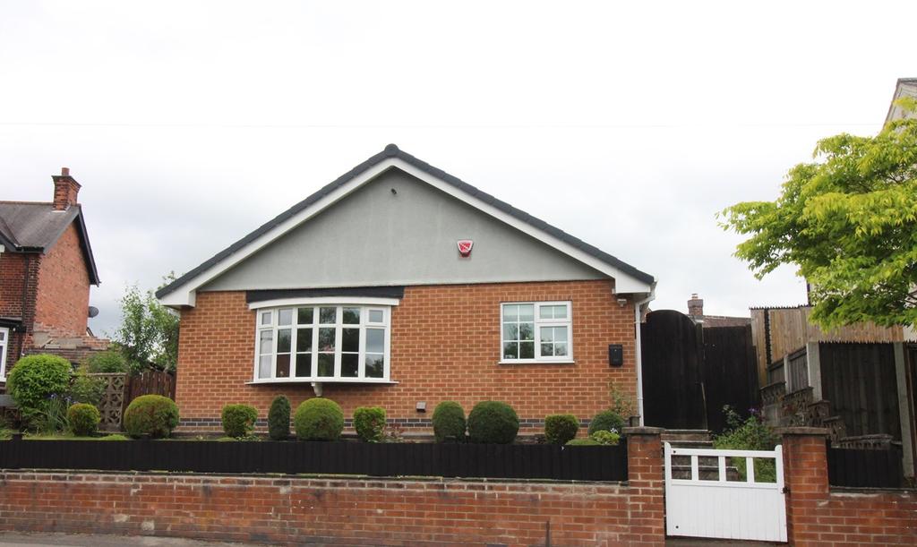 Lower Beauvale, Newthorpe, Nottingham, NG16 3 bed detached bungalow £