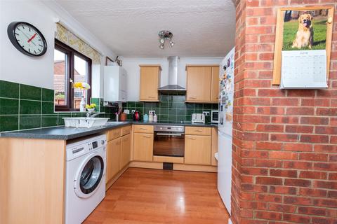 26 Alderfield Close, Theale, Reading, RG7 5AF