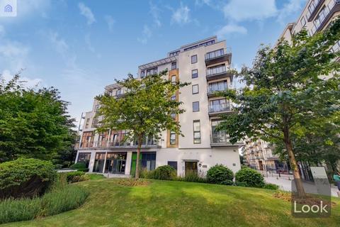 2 bedroom apartment to rent, Seven Sea Gardens, Bow