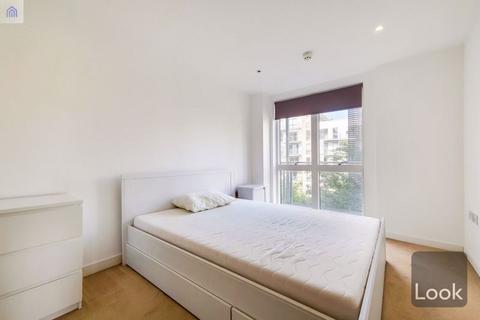 2 bedroom apartment to rent, Seven Sea Gardens, Bow