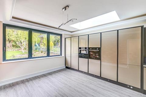 5 Chapel View, South Croydon, CR2 7LG