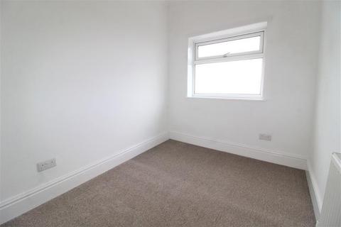 31 Caxton Street, Barnsley, S70 2LF
