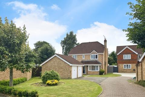 4 bedroom detached house for sale, Candwr Park, Ponthir, Newport