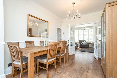 109 Ainslie Wood Road, London, E4 9DD