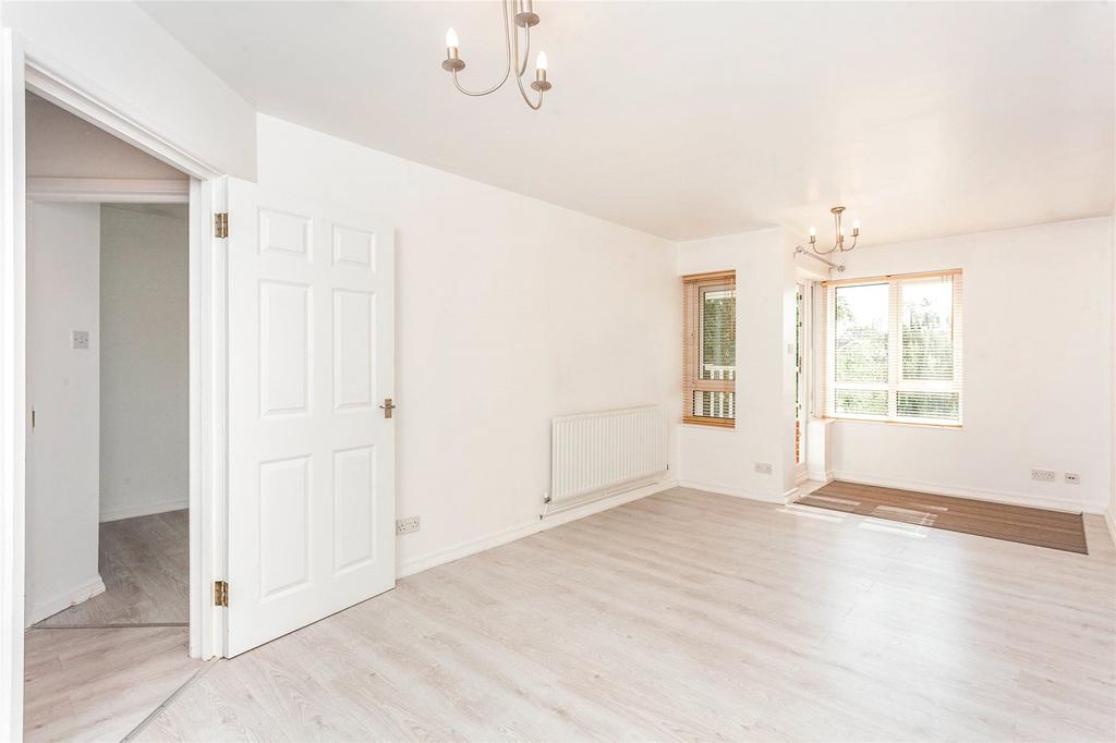 Bartholomew Way, Horsham, RH12 1 bed apartment £180,000