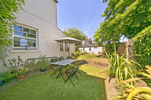 38 Princes Road, Teddington, TW11 0RU