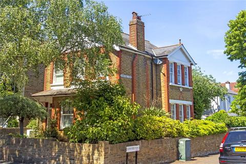 38 Princes Road, Teddington, TW11 0RU