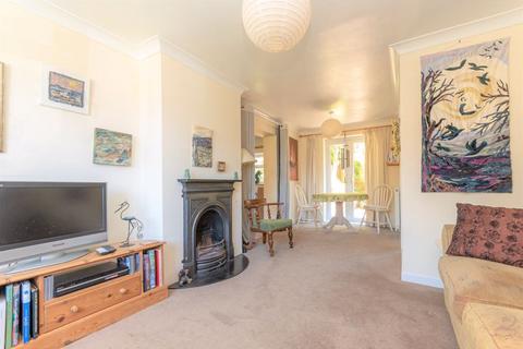 27 Hamdon Close, Stoke-sub-hamdon, TA14 6QN