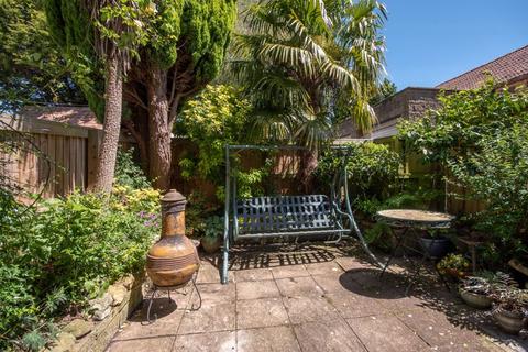 27 Hamdon Close, Stoke-sub-hamdon, TA14 6QN