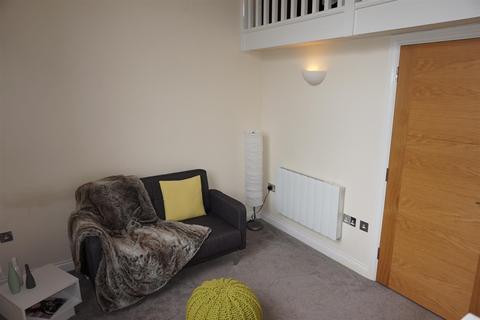 1 bedroom apartment to rent - Leasowes House, 3 Main Street, Dickens Heath, Solihull, B90 1FT