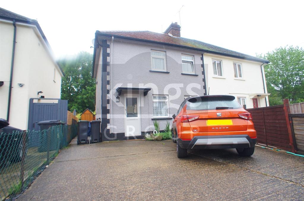 ster Close, Waltham Abbey 3 bed semidetached house £440,000