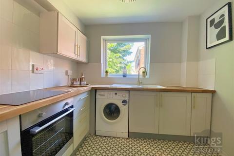 64 Trinity Street, Enfield, EN2 6NS
