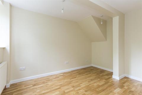 The Lodge, 2 Bath Street, Stroud, GL5 3BZ