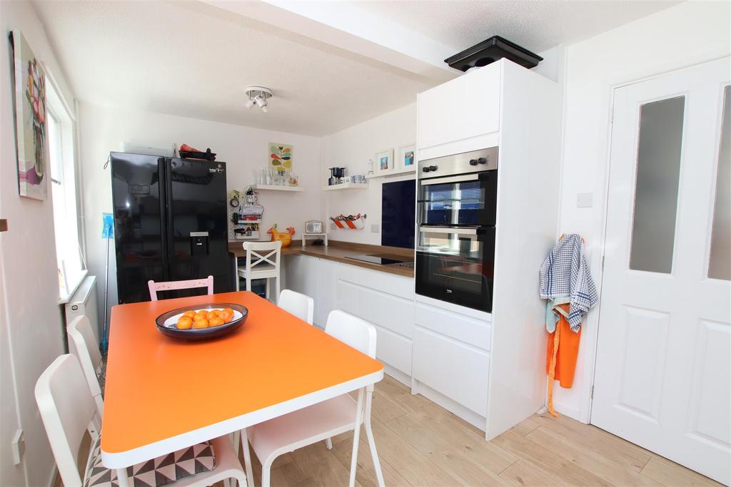 Kitchen Dining B.JPG