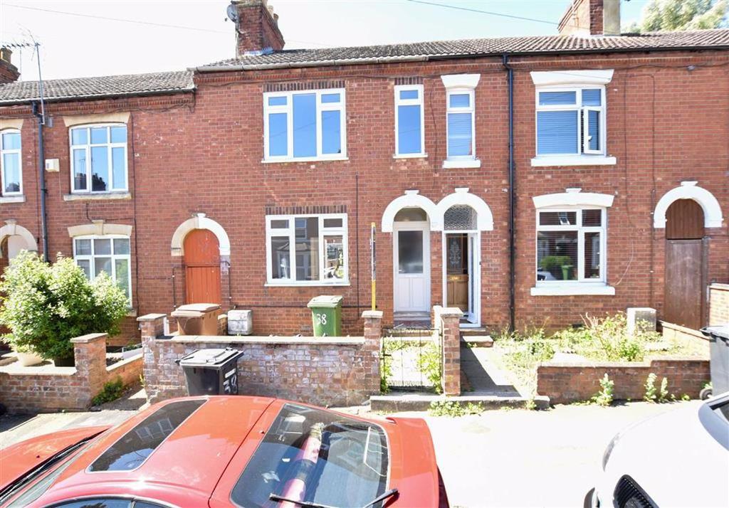 Grove Street, Wellingborough 3 bed terraced house £895 pcm (£207 pw)