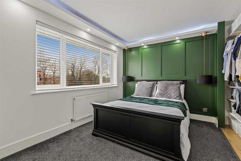 3 Cedar Close, Ashford, TN23 3DU