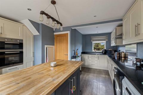7 Bean Close, Great Chart, Ashford, TN23 3BG