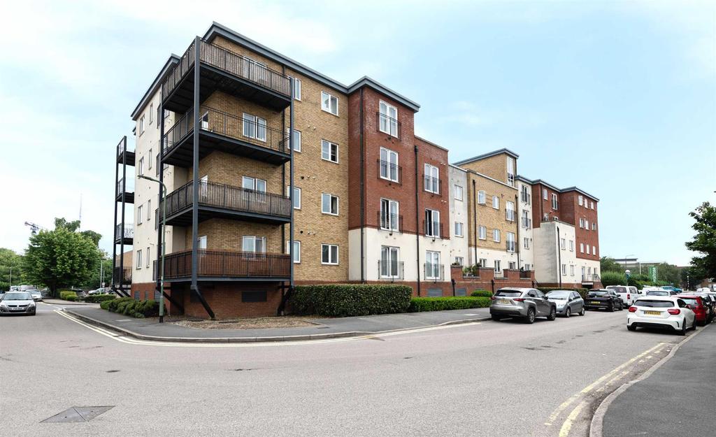 Langstone Way, Mill Hill 2 bed flat £400,000