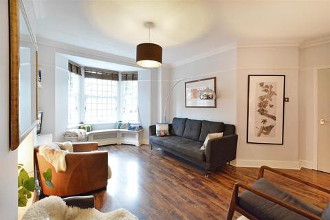 17 Ainsley Street, London, E2 0DL