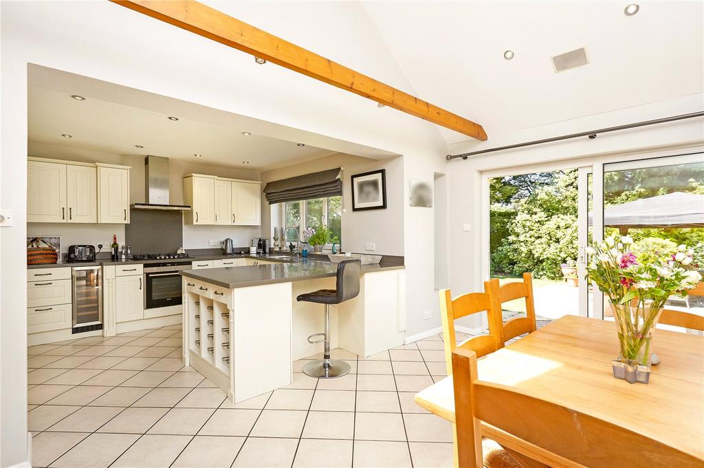 Kitchen/Breakfast