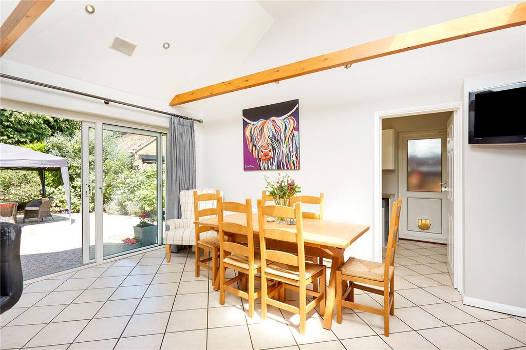Breakfast Room