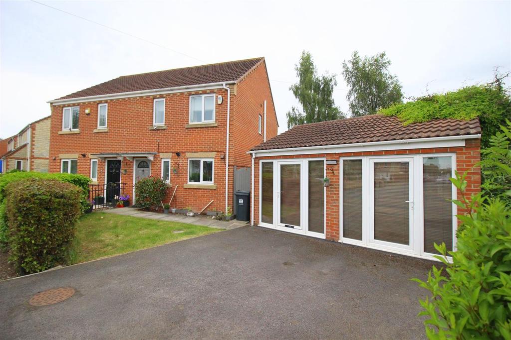 Chestnut Drive, Darlington 3 bed semidetached house £129,995