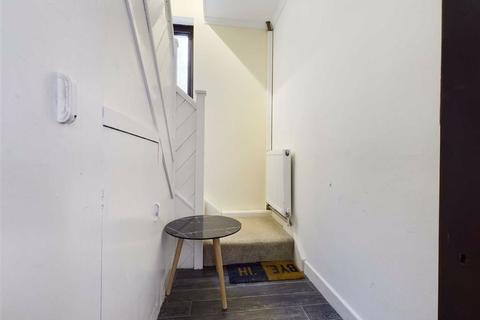 20 Bromwich Road, Worcester, WR2 4AA