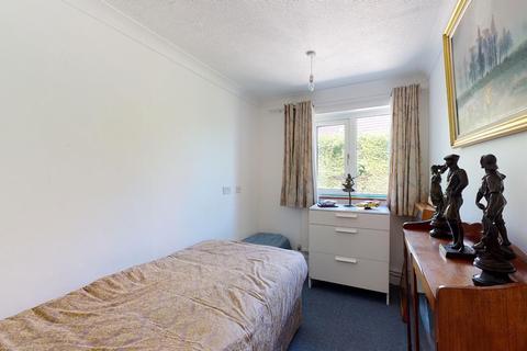 Cadiz Cullens Hill, Elham, Canterbury, CT4 6UJ