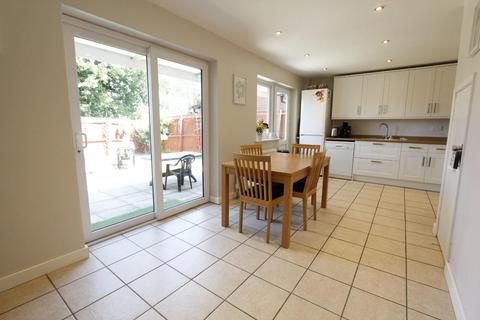137 Beech Avenue, Bourne, PE10 9RB