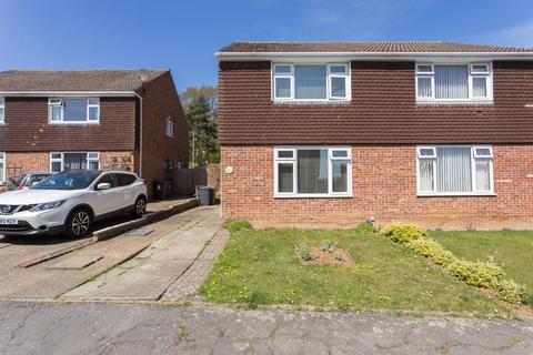41 Chestnut Drive, Sturry, Canterbury, CT2 0NB