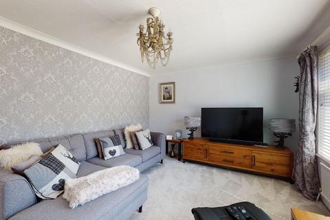 41 Chestnut Drive, Sturry, Canterbury, CT2 0NB