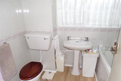 19 Ladyfields, Northfleet, Gravesend, DA11 8NU
