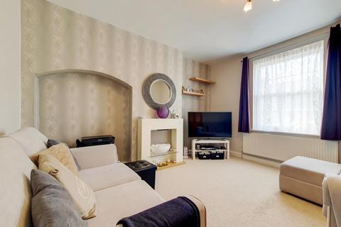 212 Shroffold Road, Bromley, BR1 5NL