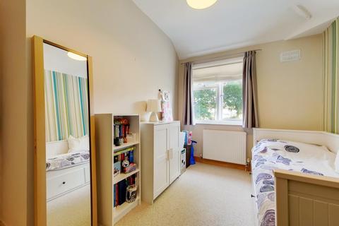 212 Shroffold Road, Bromley, BR1 5NL