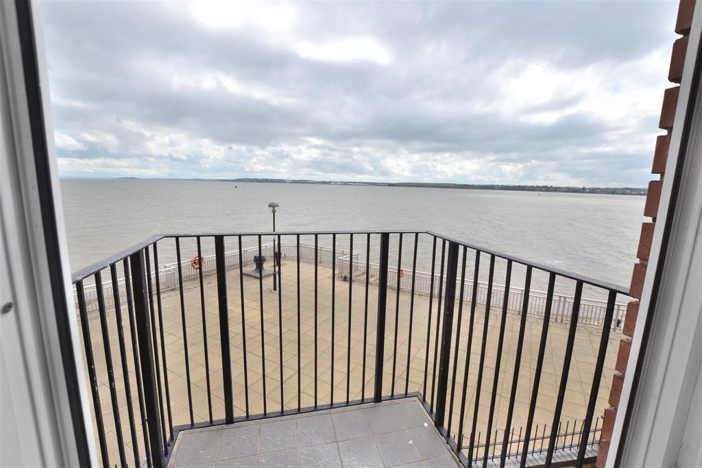 Armstrong Quay, Liverpool 2 bed apartment £180,000