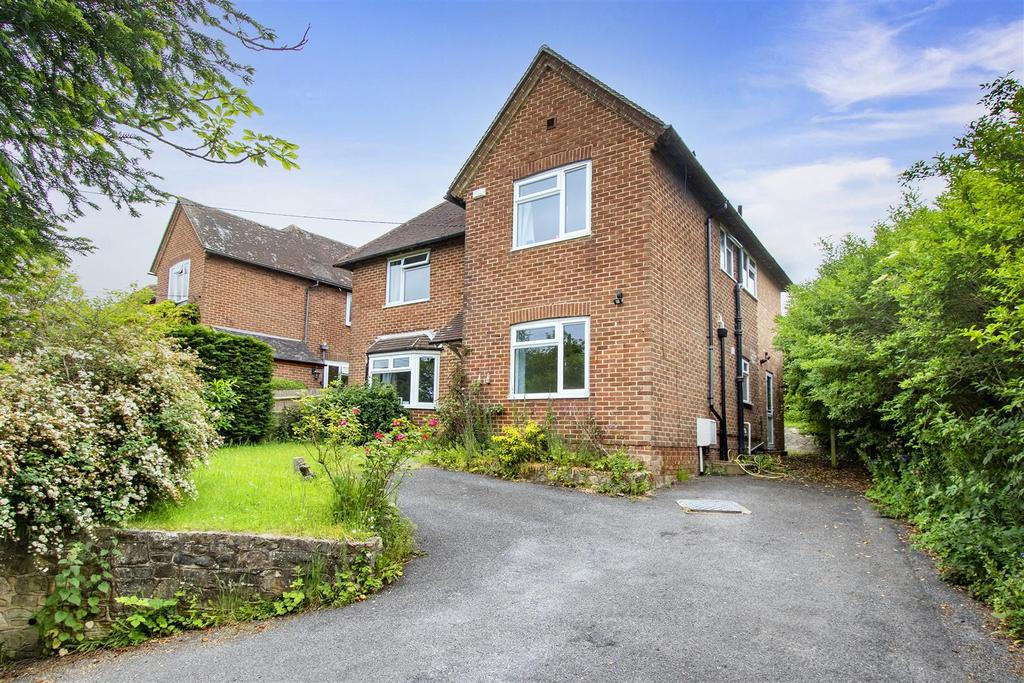 Station Road, Rotherfield, Crowborough 4 bed house £625,000