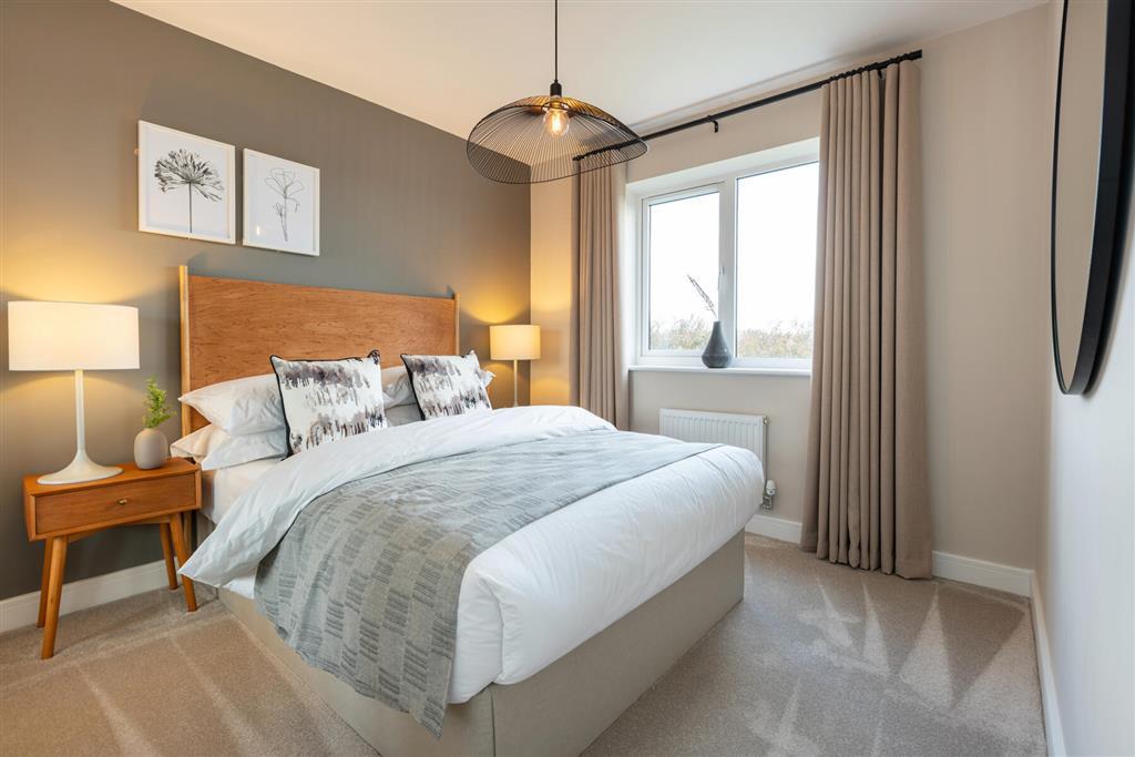 Double bedroom looks out onto the garden