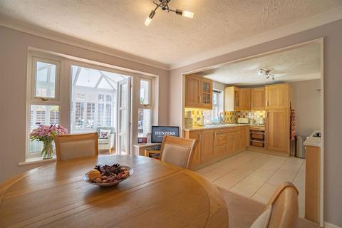 61 Breamore Crescent, Dudley, DY1 3DA