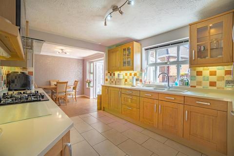 61 Breamore Crescent, Dudley, DY1 3DA