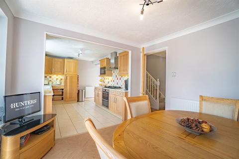 61 Breamore Crescent, Dudley, DY1 3DA