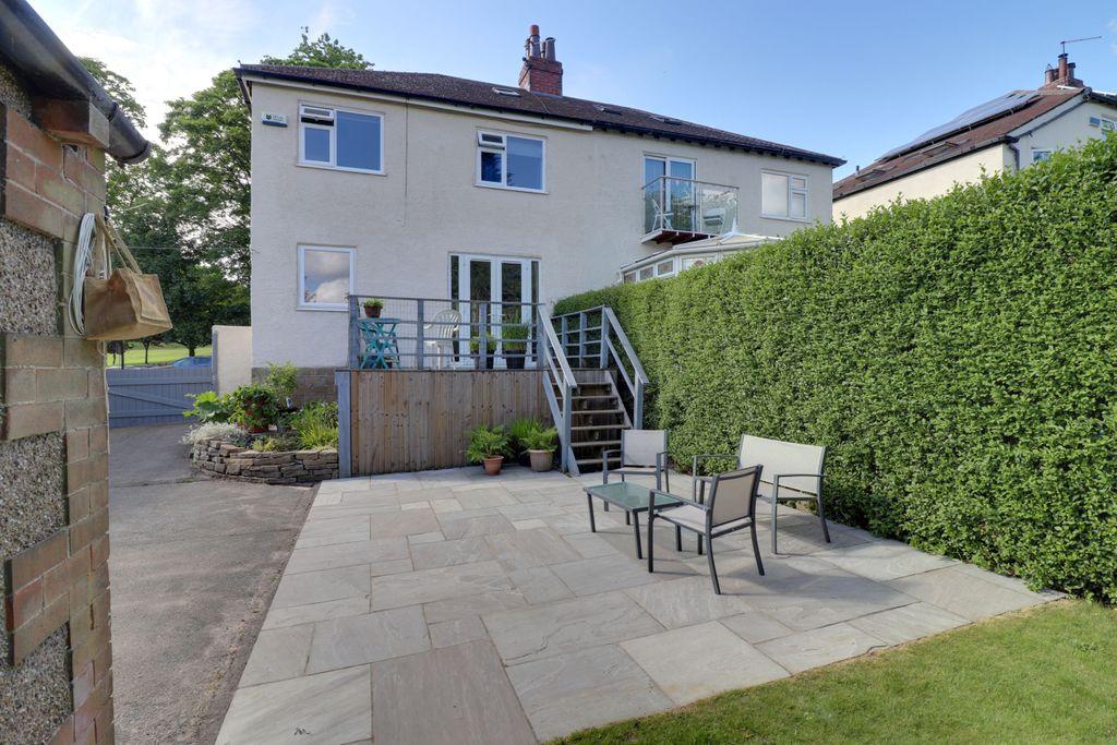 Station Road, Honley, Holmfirth HD9 6LL 3 bed semidetached house £