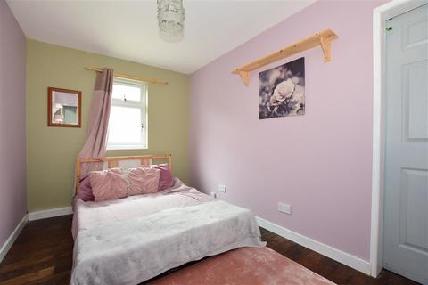 24 Brookmead, Hildenborough, Tonbridge, TN11 9DN