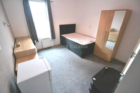 1 bedroom in a house share to rent, Wokingham Road, Reading