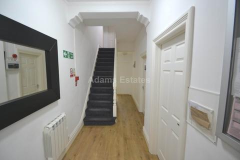 1 bedroom in a house share to rent, Wokingham Road, Reading